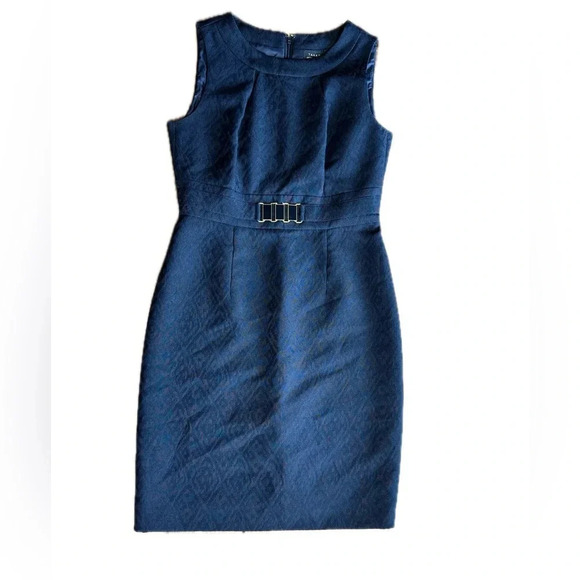 Tahari Arthur S. Levine Women's Tonal Pattern Cut-Out Detail Dress Size 6 - Picture 4 of 7